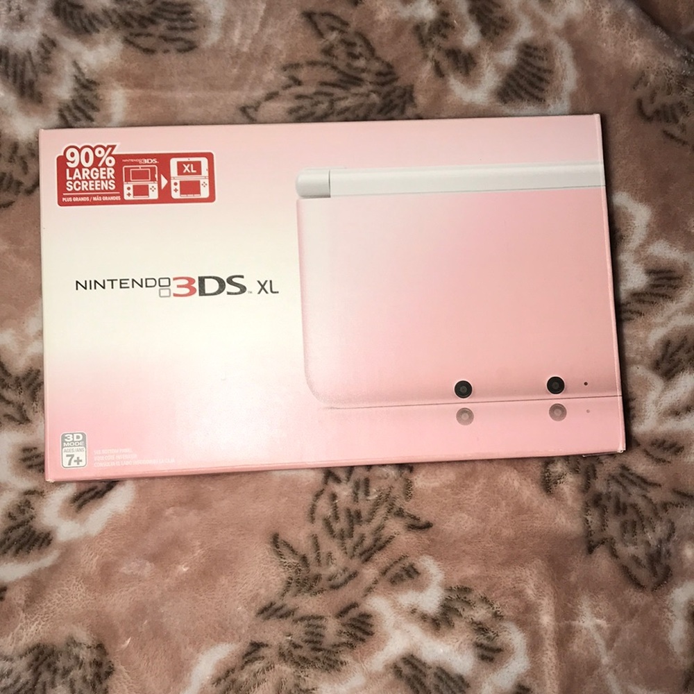 Pink Nintendo 3DS XL